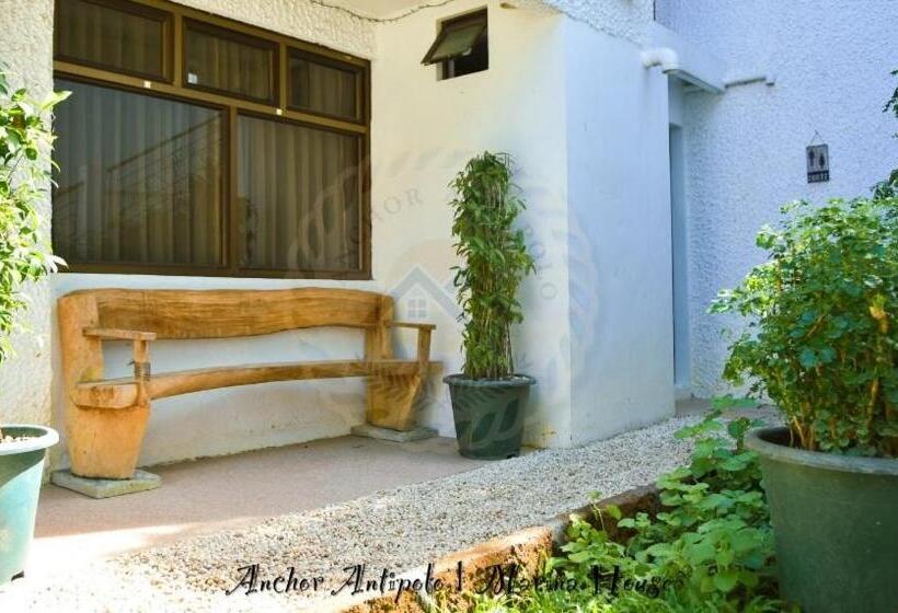 Anchor Antipolo  Marina House Bed & Breakfast