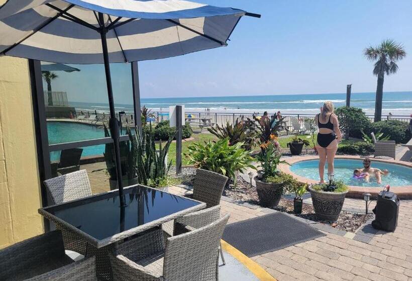 Beautiful Oceanview Condo With 75 Inch Tv