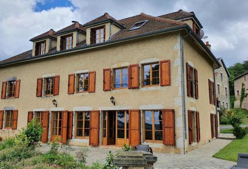 Bed and Breakfast Domaine De Montvianeix