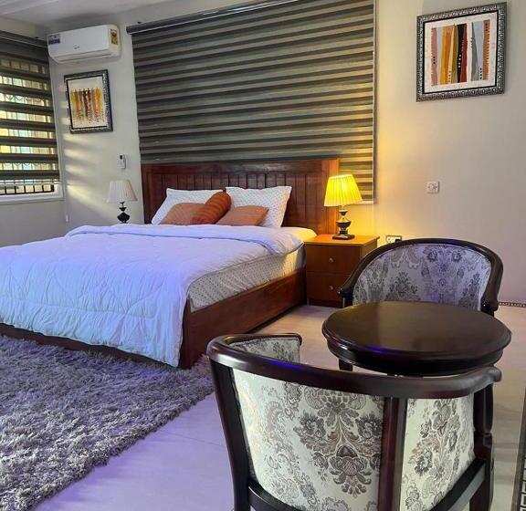 تختخواب و صبحانه Dream Court