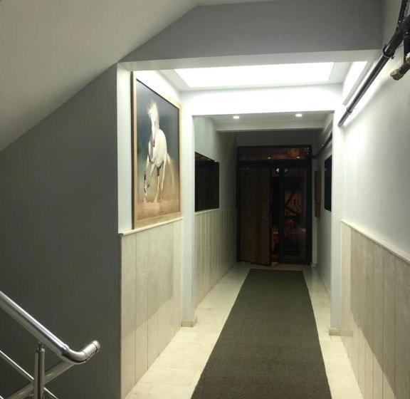 تختخواب و صبحانه Felipe S Suit