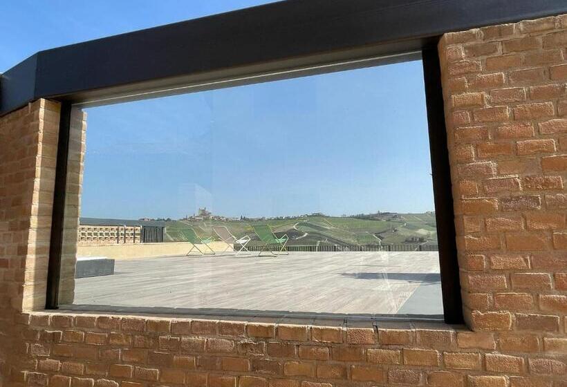 ベッドアンドブレックファースト Castello Di Perno Foresteria, Winery & Rooms