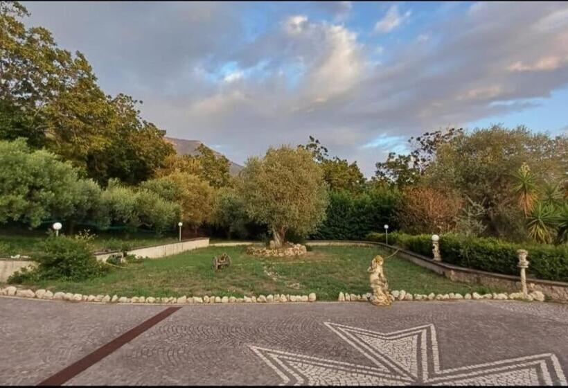 Bed And Breakfast Grotta Dell Olio