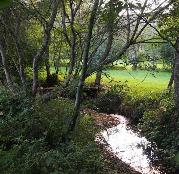 Bed and Breakfast Hameau De La Brousse