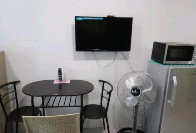 住宿加早餐 Jimi S Place In Smdc Katipunan Blue Residence