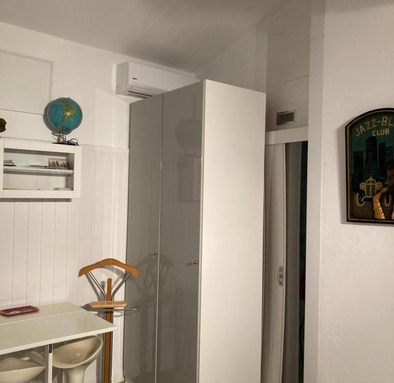 ベッドアンドブレックファースト La Coccinelle