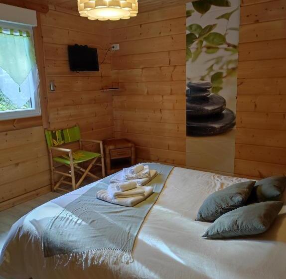 민박 Le Chalet Des 4 Saisons