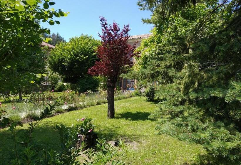 مبيت وإفطار Le Clos Du Verger