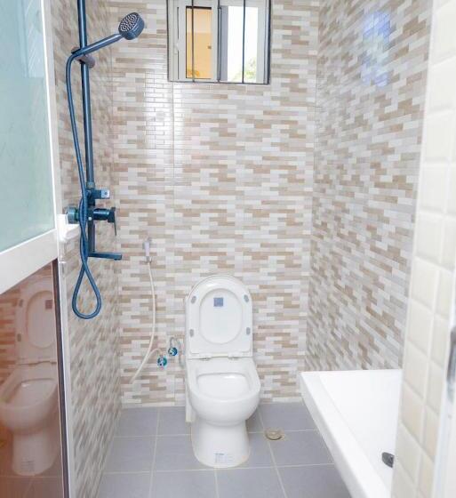 تختخواب و صبحانه Mangi Mangi Accomodation