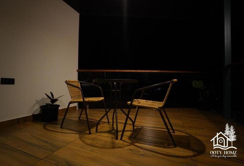 ベッドアンドブレックファースト Ooty Homz Luxury Stay