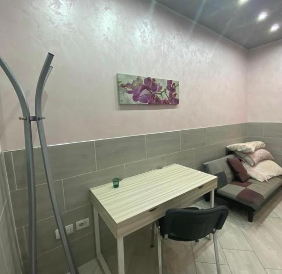 مبيت وإفطار Regina Rosaverde