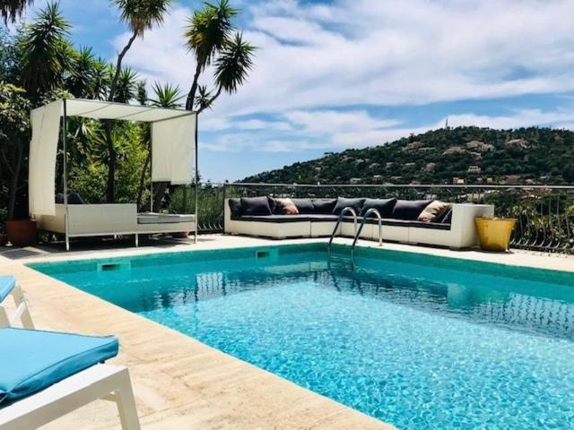 مبيت وإفطار Villa Hirondelles 35