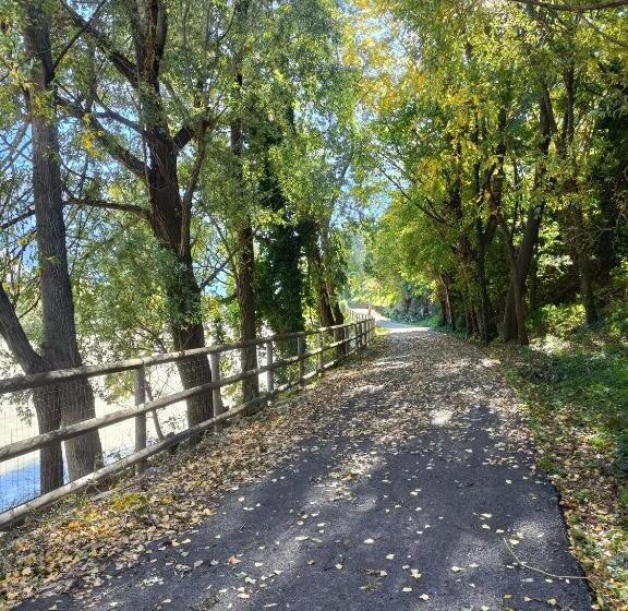 Borgo Lungofiume B&b