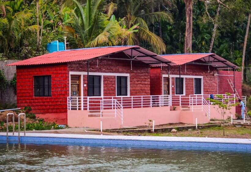 Gold Finn Resorts By Stayapart