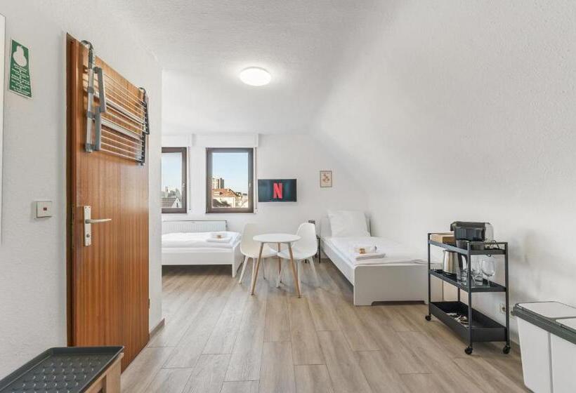 ホテル Home2stay Apartmenthaus Heilbronn City Kitchen Parking Highspeed Wifi Washroom