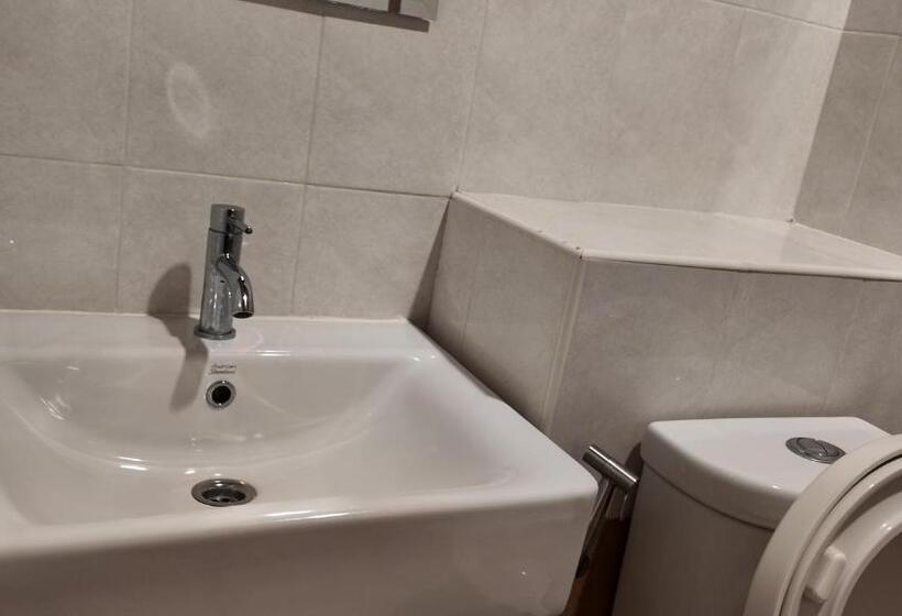 בית מלון כפרי กัญญ่า เพลส Kanya