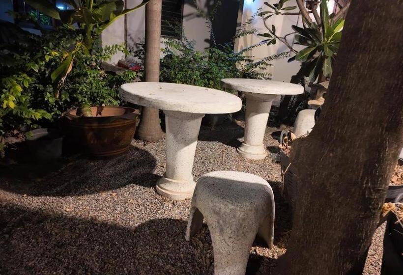 בית מלון כפרי กัญญ่า เพลส Kanya