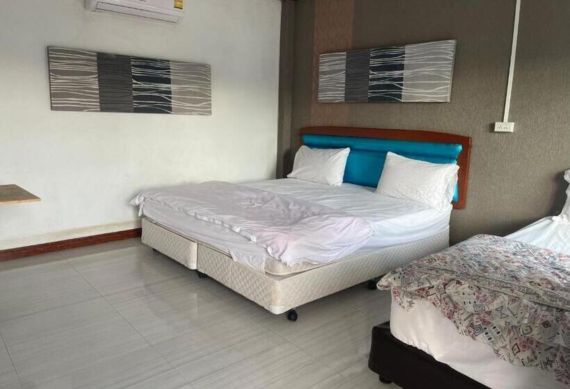 Hotel บุญพน รีสอร์ต Maldives Resort&restaurant
