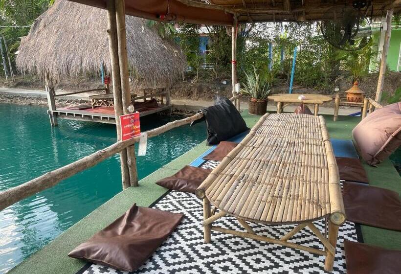 Hotel บุญพน รีสอร์ต Maldives Resort&restaurant