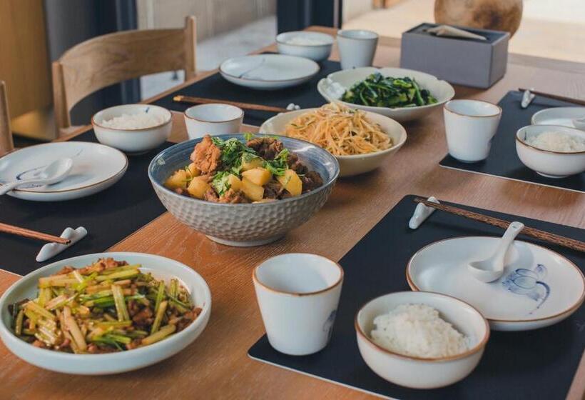 Hotelli 枣花香乡村度假区