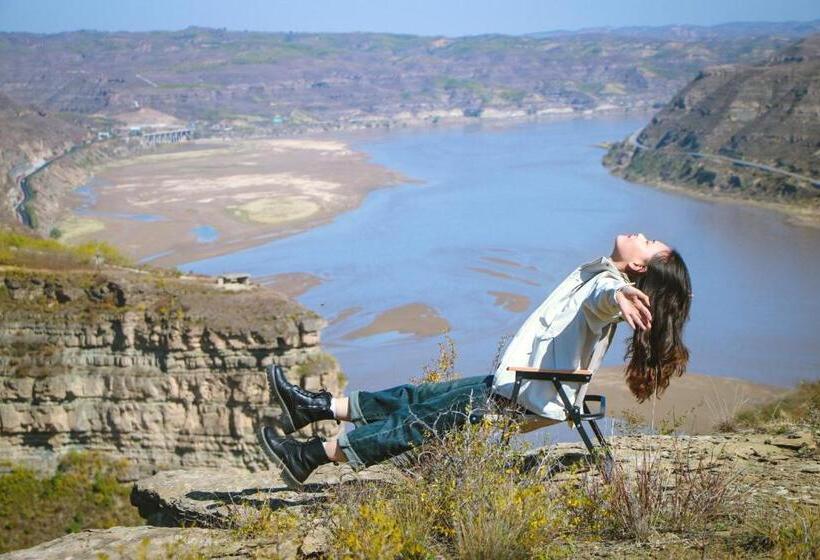 Hotelli 枣花香乡村度假区