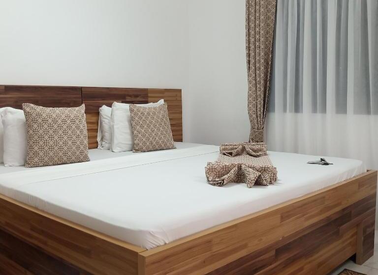 فندق Adwoa Asantewaa Memorial