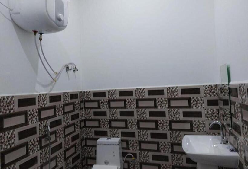 בית מלון כפרי Apna Guest House And