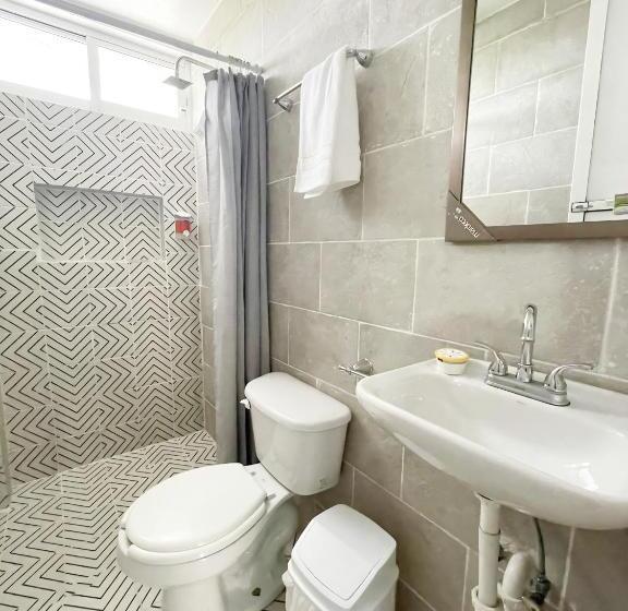 هتل Aqua Suites Oaxaca