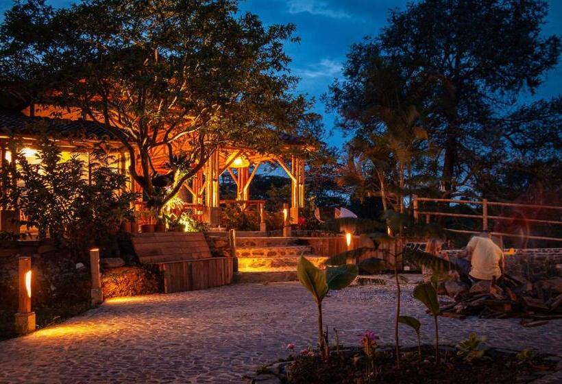 בית מלון כפרי Auen Posada Andina