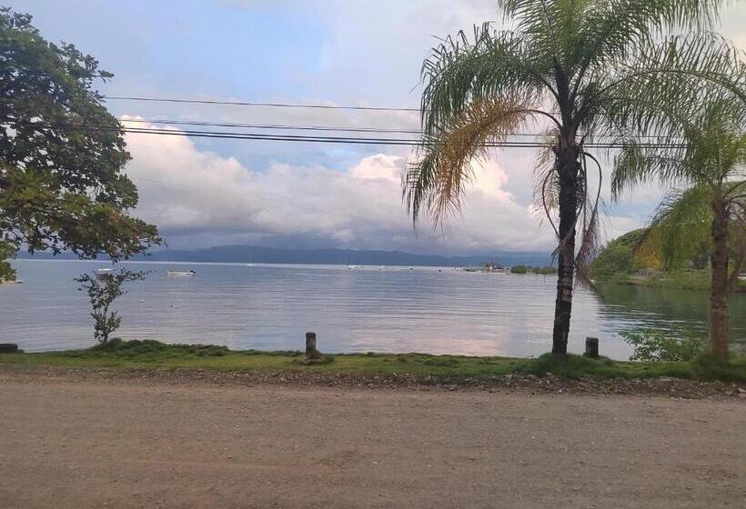 هتل Cabinas Las Palmas