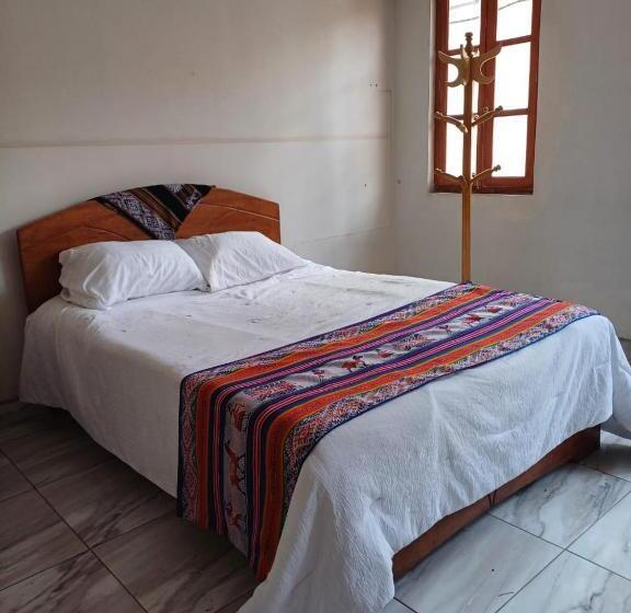 ホテル Cusi Kutimusun