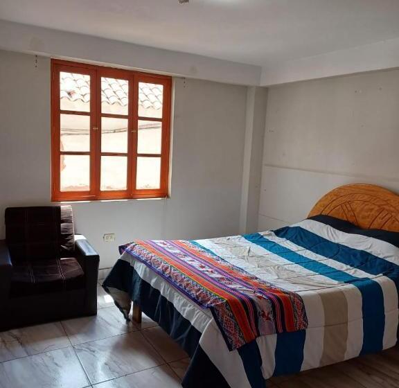 ホテル Cusi Kutimusun