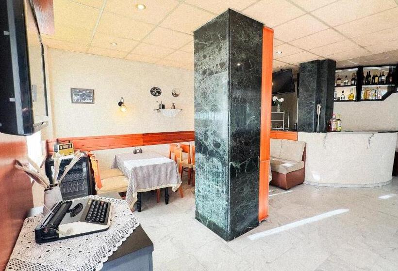 Отель Dezudava Family