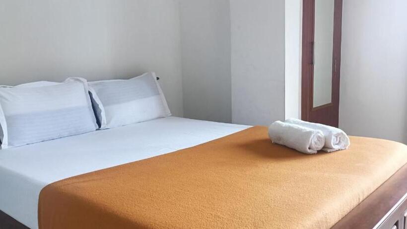 בית מלון כפרי Green Pearl Lodging