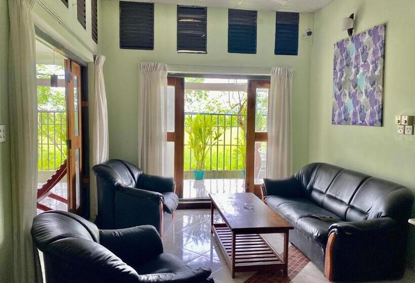 فندق Green Villa