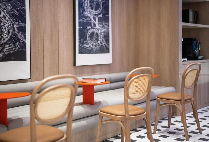 호텔 Holiday Inn Express Shanghai Hongqiao Linkong, An Ihg