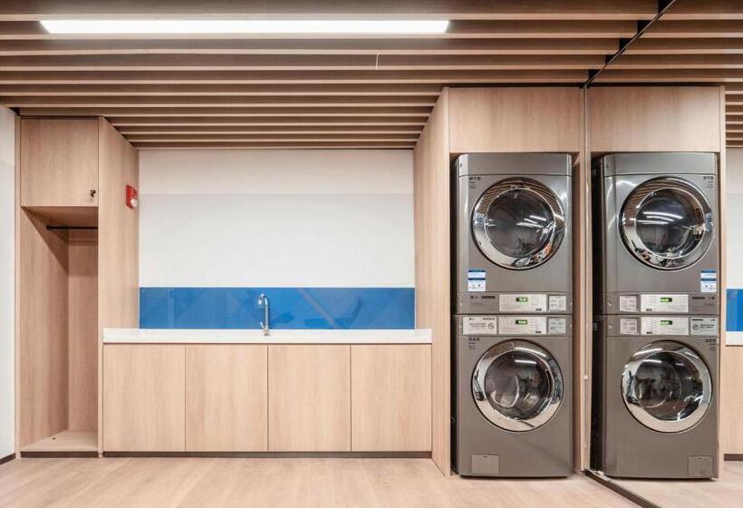 호텔 Holiday Inn Express Shanghai Hongqiao Linkong, An Ihg