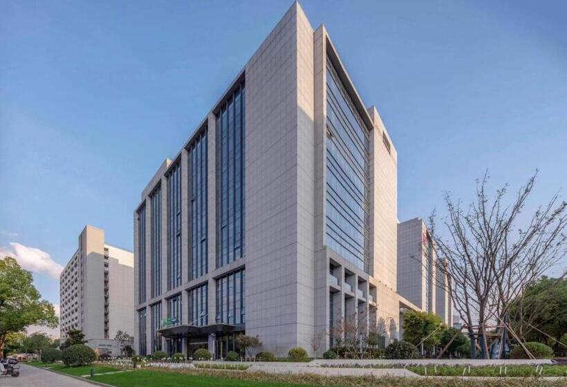 호텔 Holiday Inn Express Shanghai Hongqiao Linkong, An Ihg
