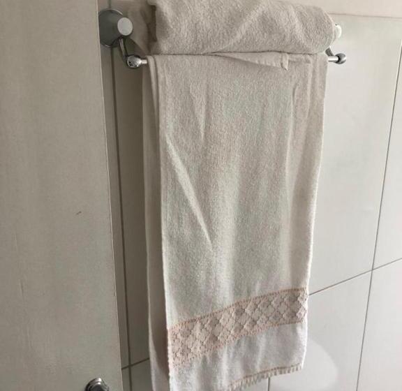 호텔 Hostel E Pousada Londrina Rodoviária Centro Quartos Individuais Com Chave E Wi Fi