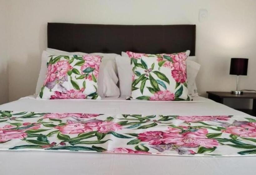 ホテル La Comarca Lodge