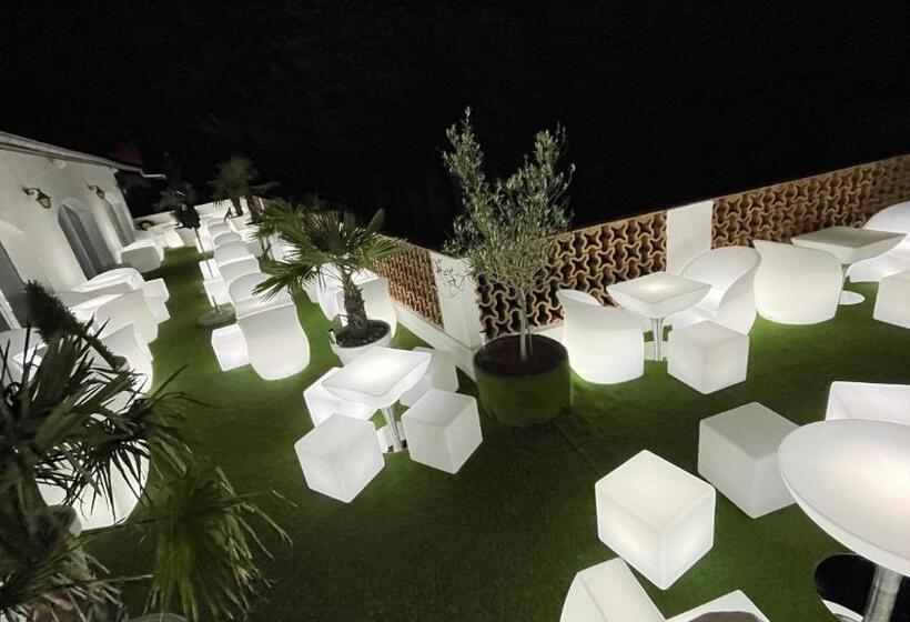 Отель La Terrasse Des Spas