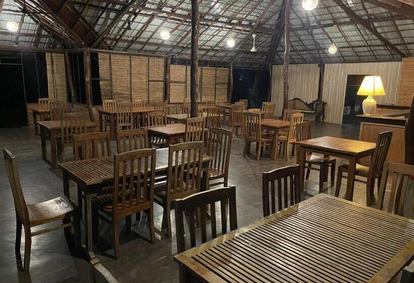 בית מלון כפרי Lake Park