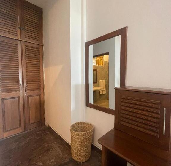 בית מלון כפרי Lake Park