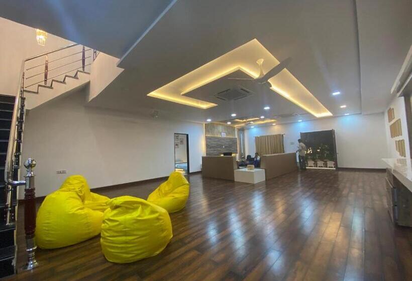 בית מלון כפרי Monroe Stay