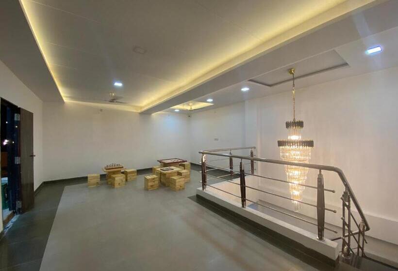 בית מלון כפרי Monroe Stay