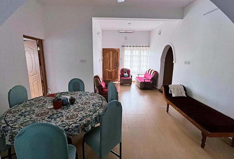 호텔 Moon Wings Mountain Resort