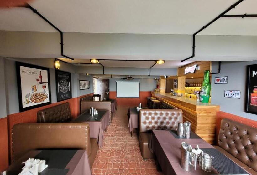 فندق Oak Valley Retreat