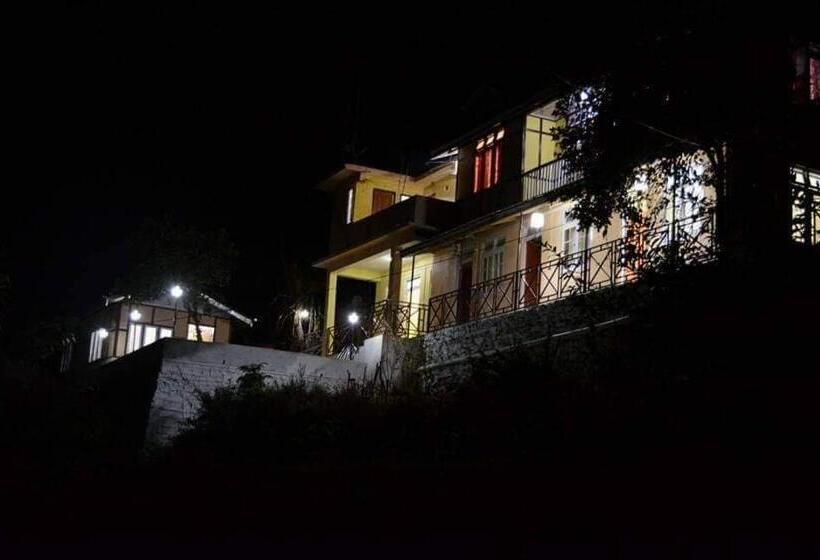 فندق Oak Valley Retreat