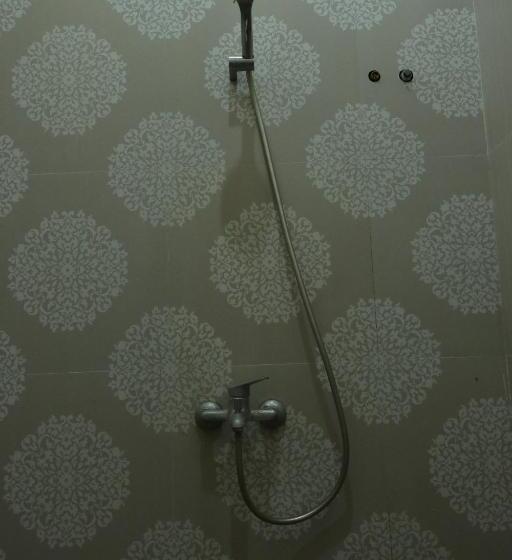 فندق Oyo 93203 Kost Eksklusif Syariah