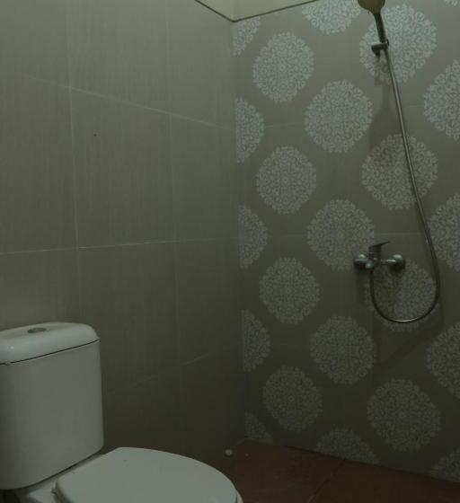 فندق Oyo 93203 Kost Eksklusif Syariah